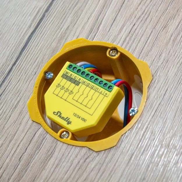 Shelly Plus RGBW PM (04)